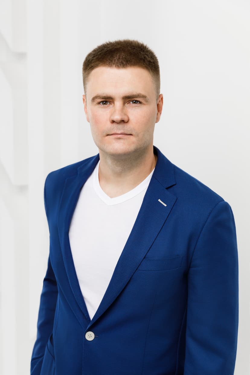 Дмитрий Пономарёв